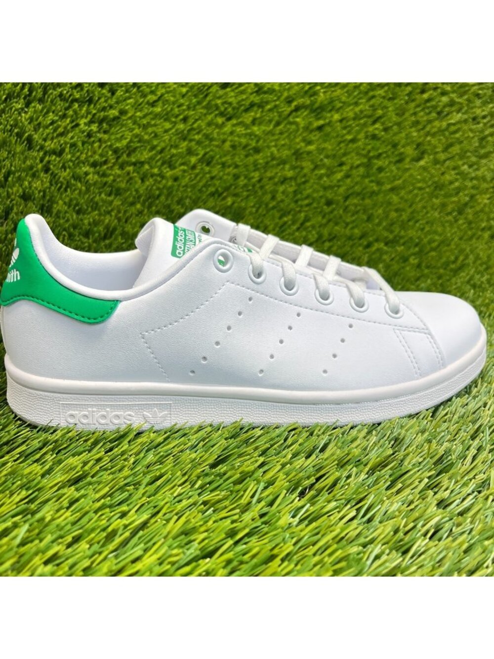 Addida Stan Smith Boys Size 5Y White Green Athletic Leather Shoes Sneakers